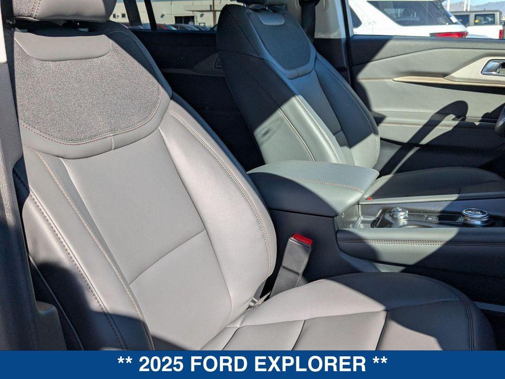 new 2025 Ford Explorer car, priced at $45,665