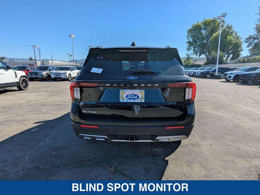 new 2025 Ford Explorer car, priced at $45,665