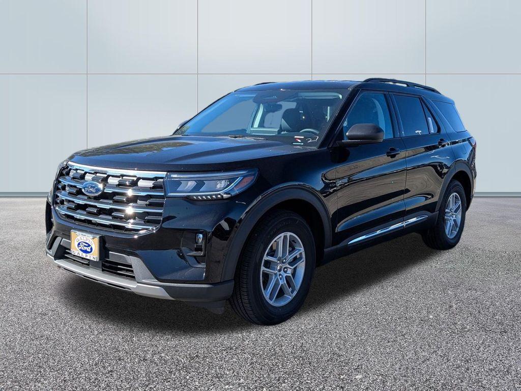 new 2025 Ford Explorer car, priced at $45,665