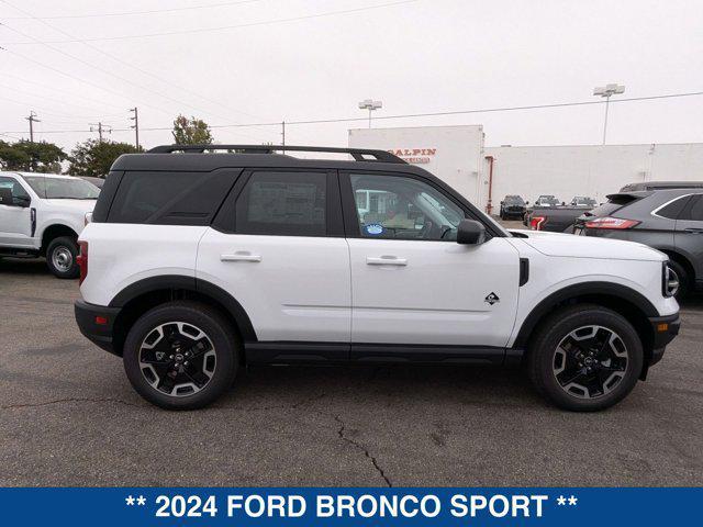 new 2024 Ford Bronco Sport car, priced at $39,035