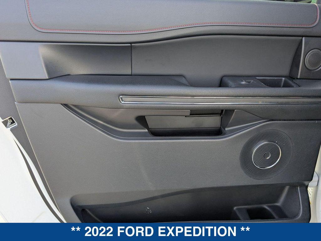 used 2022 Ford Expedition Max car, priced at $55,995