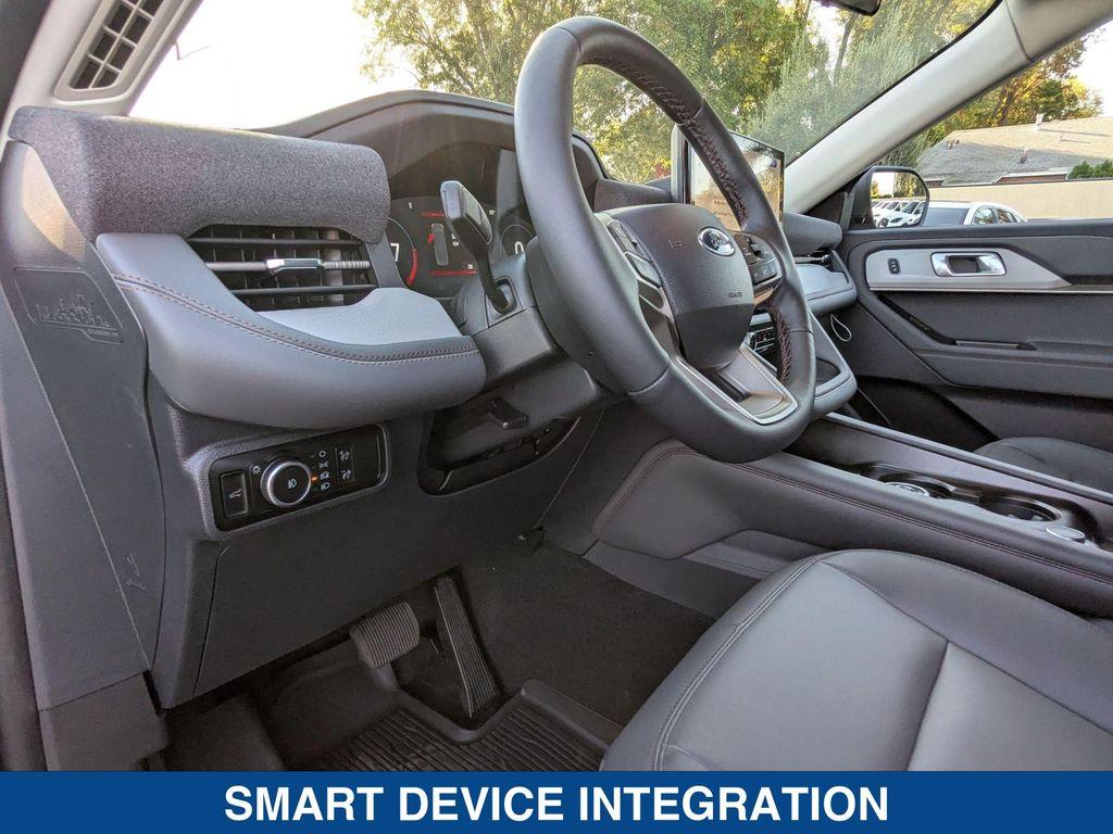 new 2025 Ford Explorer car, priced at $45,920