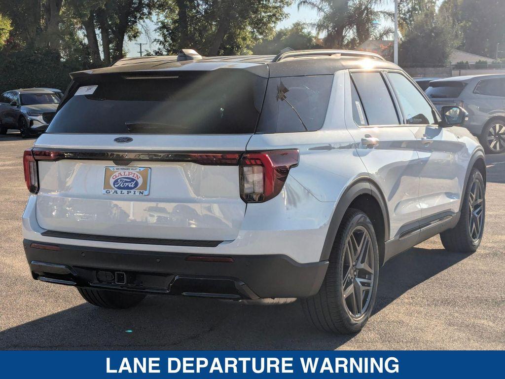new 2025 Ford Explorer car, priced at $55,270