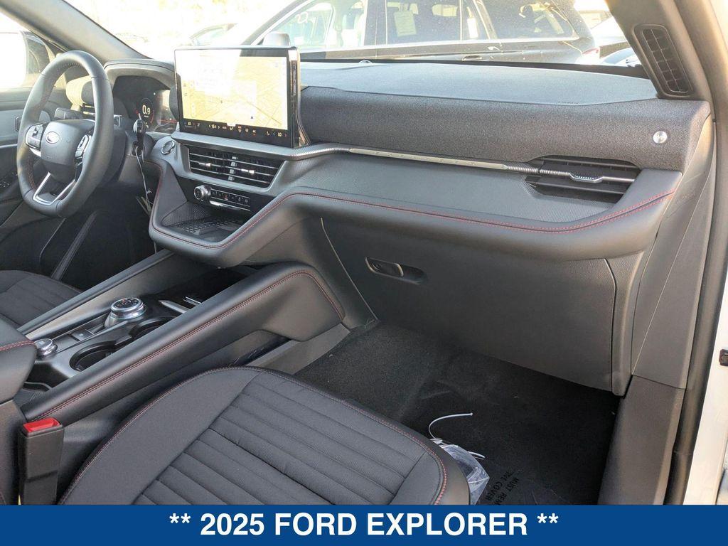 new 2025 Ford Explorer car, priced at $55,270