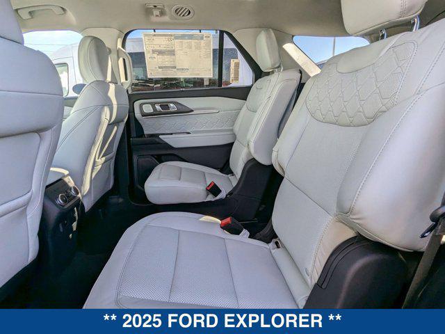 new 2025 Ford Explorer car, priced at $59,035