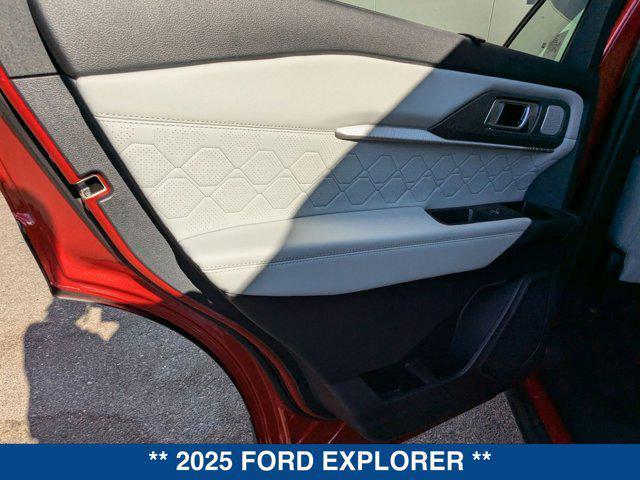 new 2025 Ford Explorer car, priced at $59,035