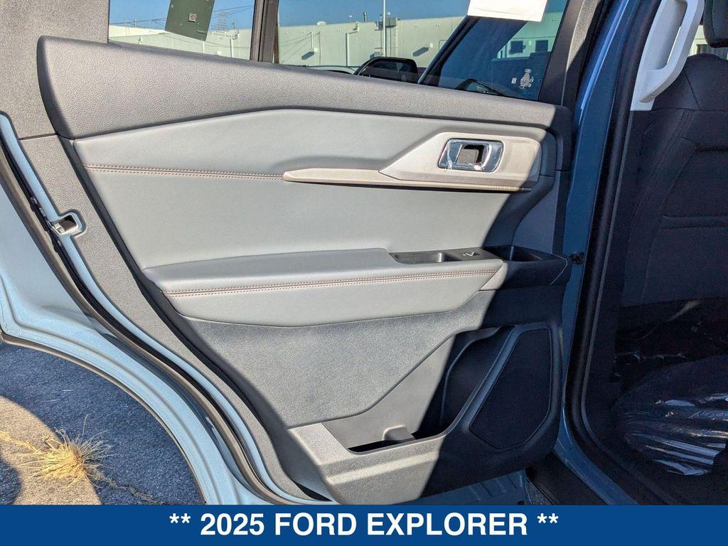 new 2025 Ford Explorer car, priced at $46,360