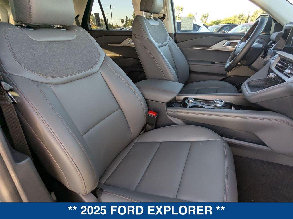 new 2025 Ford Explorer car, priced at $46,360