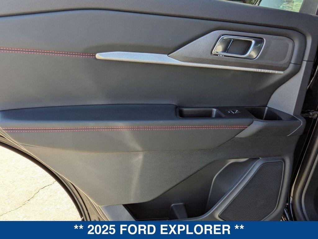 new 2025 Ford Explorer car, priced at $47,115