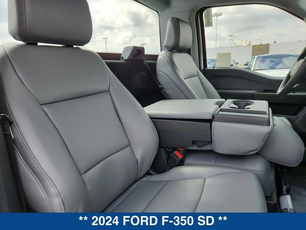 new 2024 Ford F-350 car, priced at $48,495