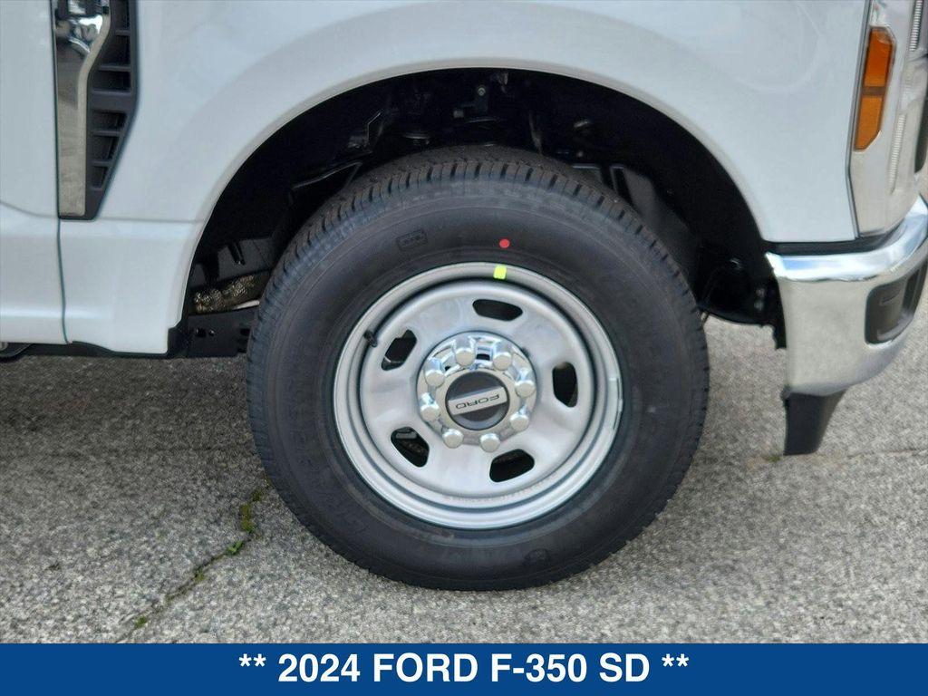 new 2024 Ford F-350 car, priced at $48,495