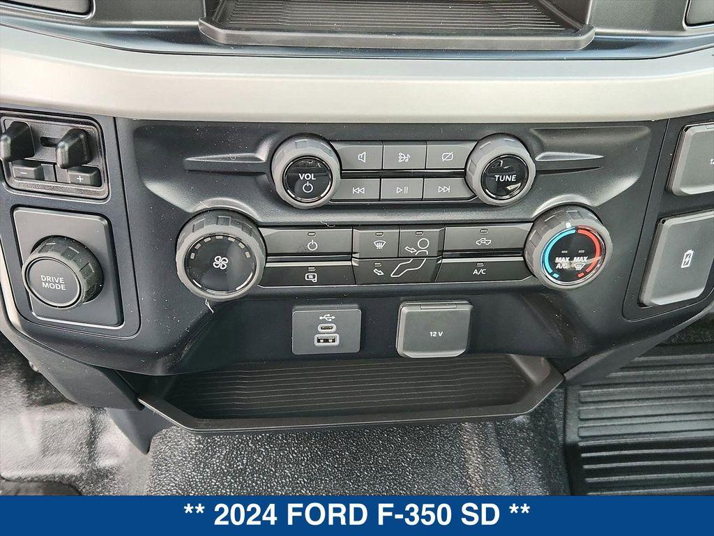 new 2024 Ford F-350 car, priced at $48,495