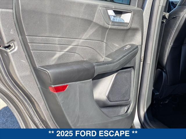 new 2025 Ford Escape car, priced at $33,410