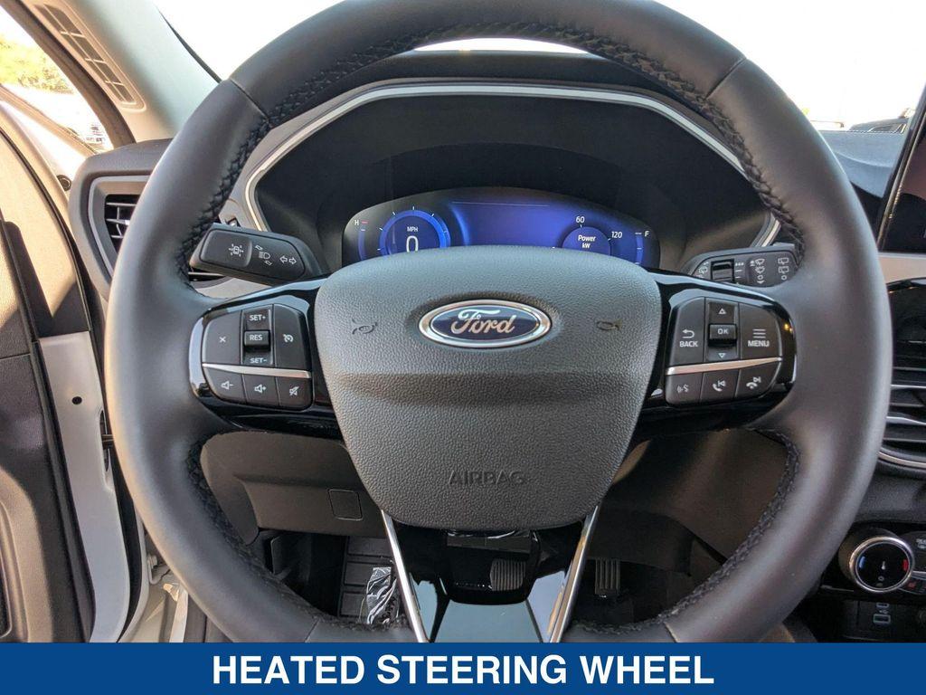 used 2022 Ford Escape car, priced at $28,000