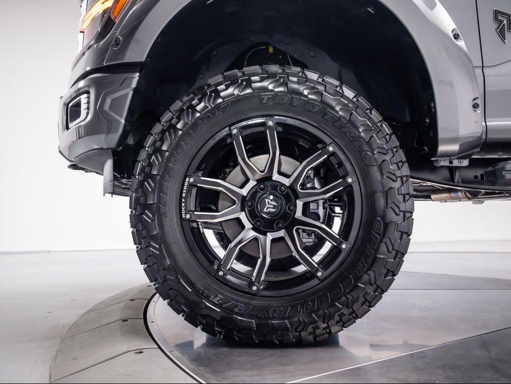 new 2025 Ford F-150 car