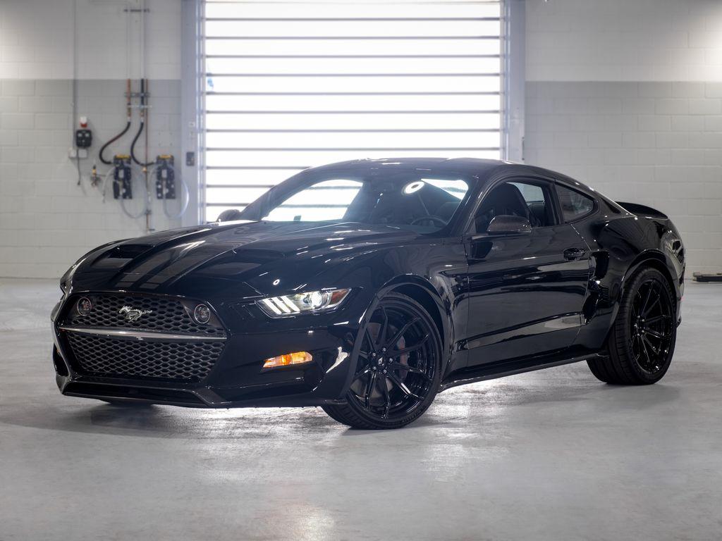 new 2017 Ford Mustang car