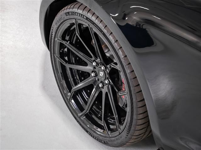 new 2017 Ford Mustang car
