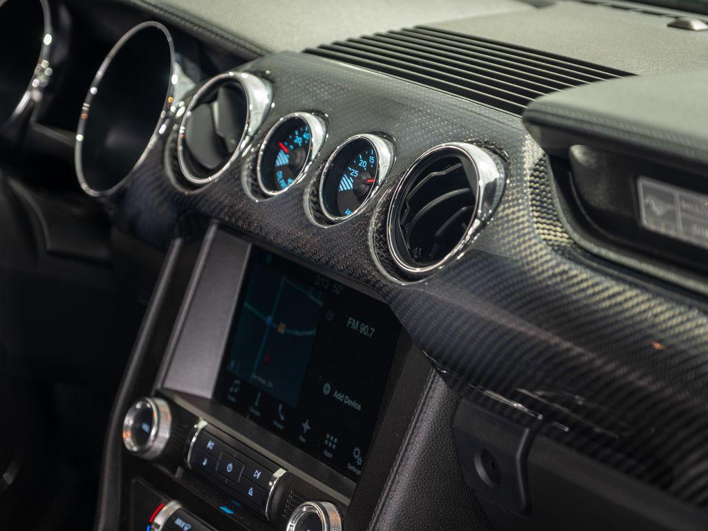 new 2017 Ford Mustang car