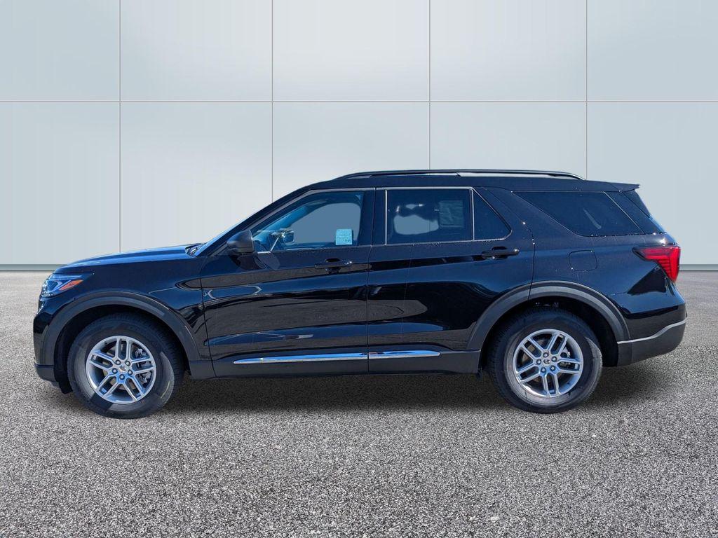 new 2025 Ford Explorer car, priced at $45,665
