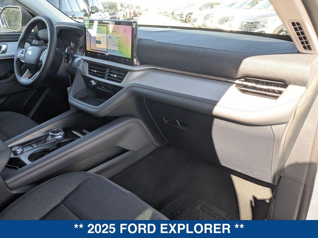 new 2025 Ford Explorer car, priced at $42,540