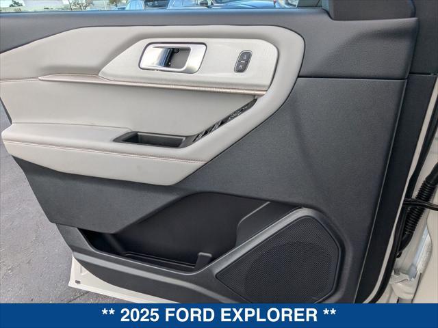 new 2025 Ford Explorer car, priced at $45,805