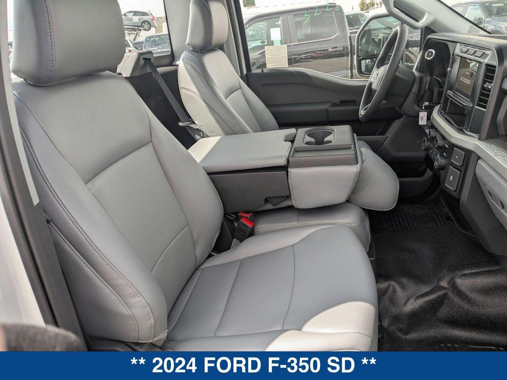new 2024 Ford F-350 car, priced at $48,645