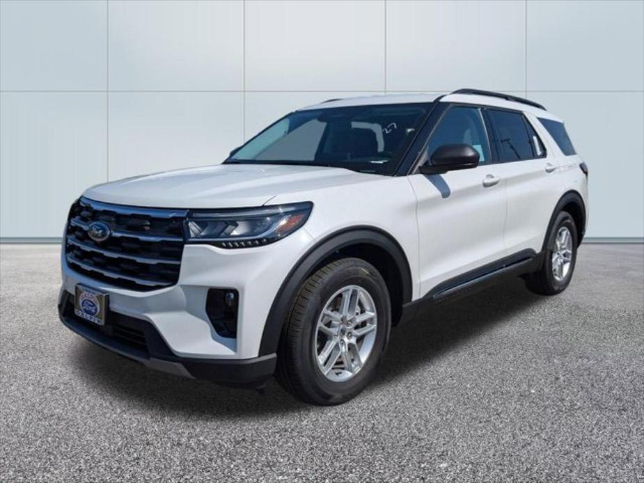 new 2025 Ford Explorer car, priced at $45,385