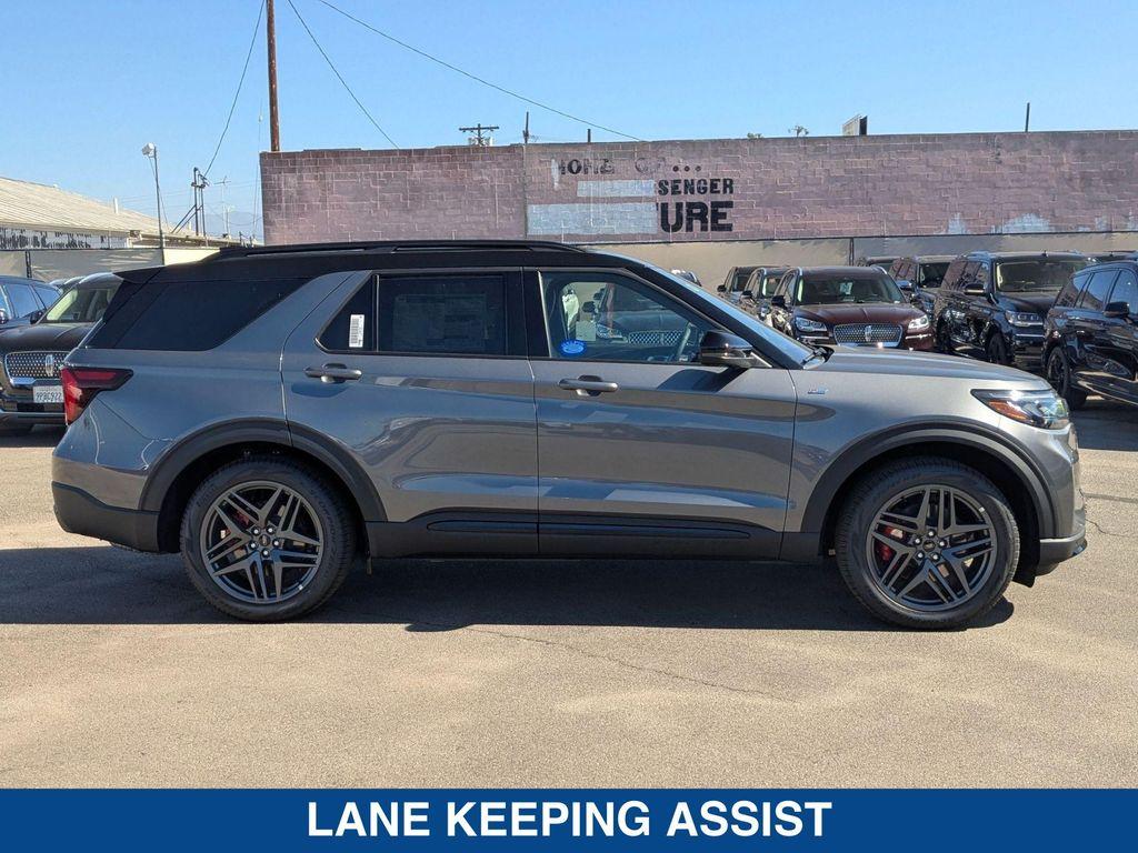 new 2025 Ford Explorer car, priced at $54,475