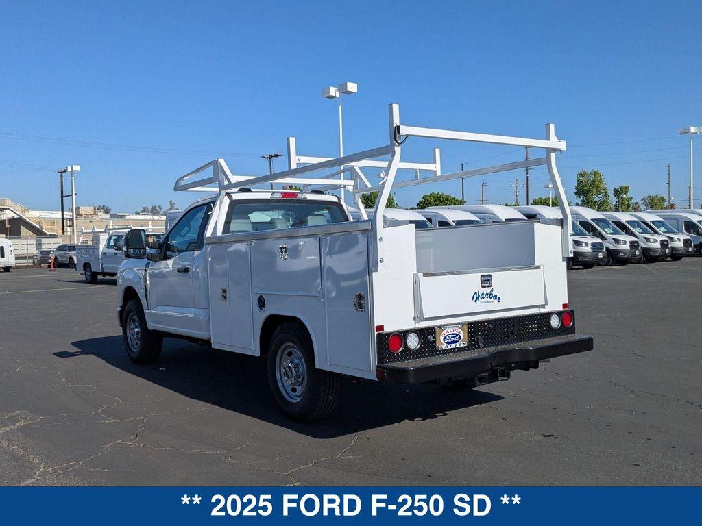 new 2025 Ford F-250 car, priced at $47,615