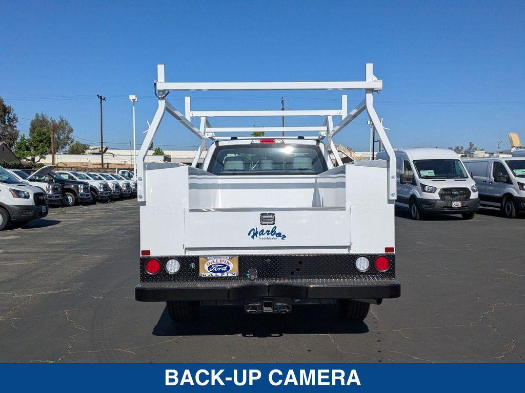 new 2025 Ford F-250 car, priced at $47,615