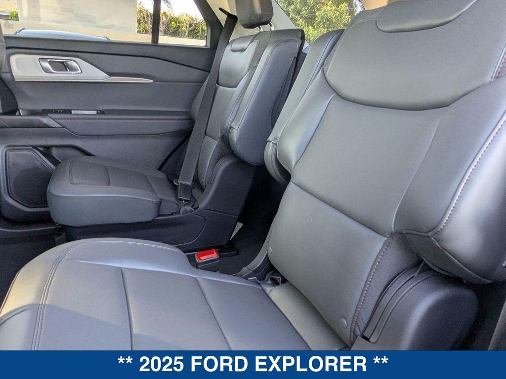 new 2025 Ford Explorer car, priced at $45,665