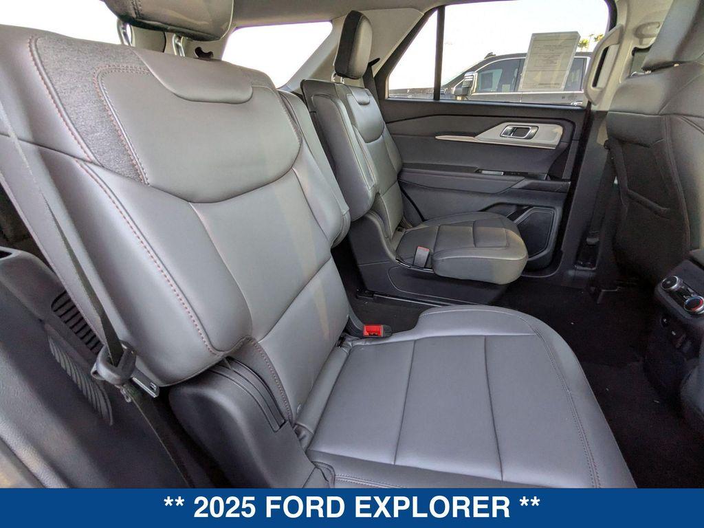 new 2025 Ford Explorer car, priced at $45,665