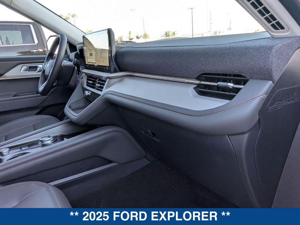 new 2025 Ford Explorer car, priced at $45,665