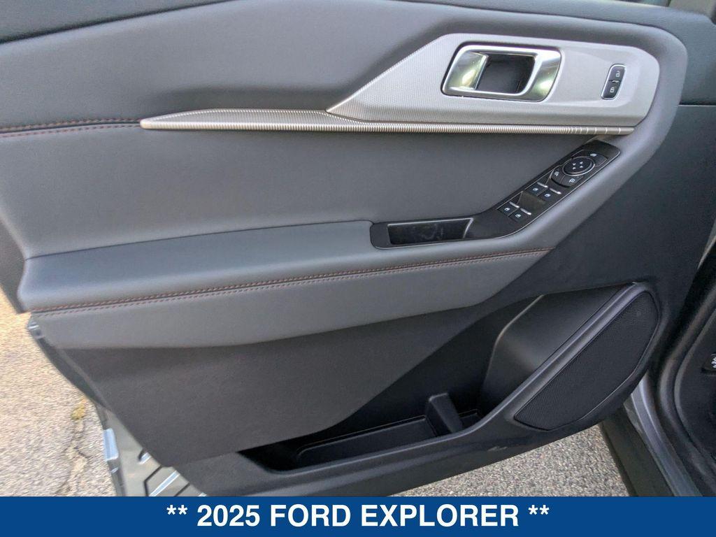 new 2025 Ford Explorer car, priced at $45,665