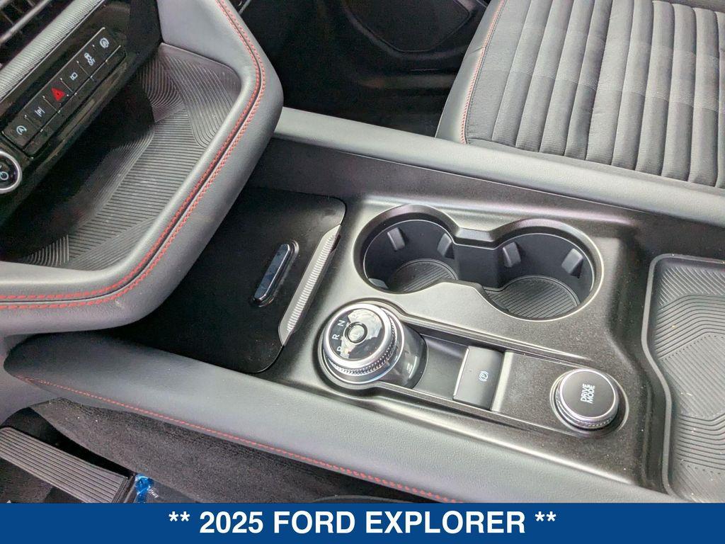 new 2025 Ford Explorer car, priced at $47,115