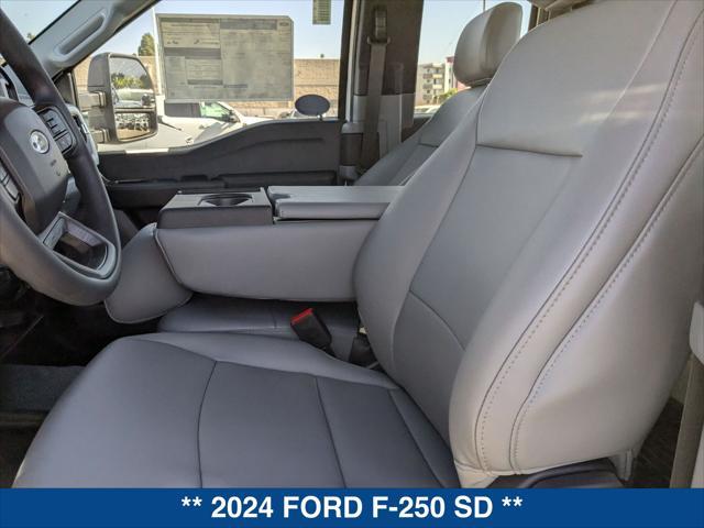 new 2024 Ford F-250 car, priced at $50,590