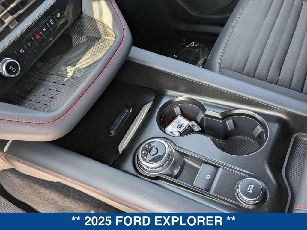 new 2025 Ford Explorer car, priced at $49,580