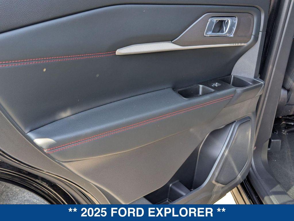 new 2025 Ford Explorer car, priced at $49,580
