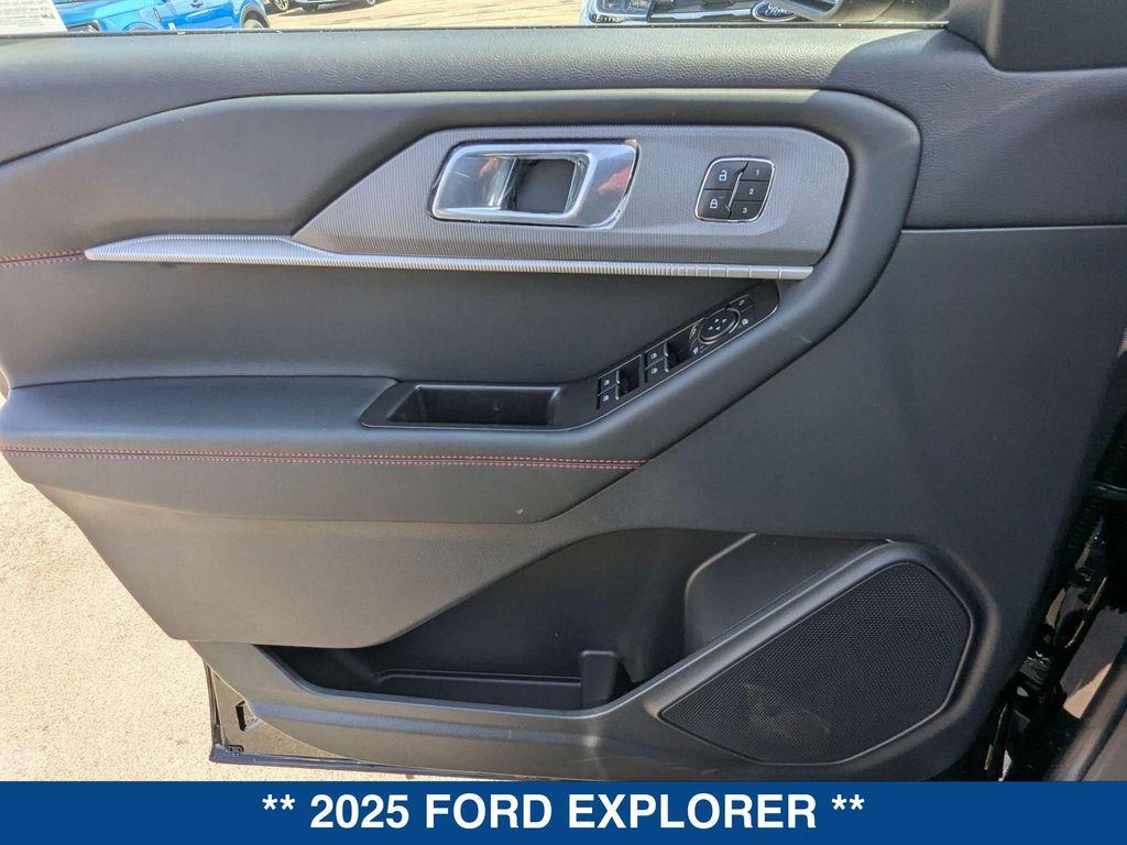 new 2025 Ford Explorer car, priced at $49,580