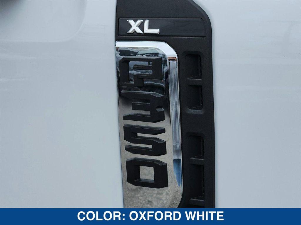 new 2024 Ford F-350 car, priced at $48,320