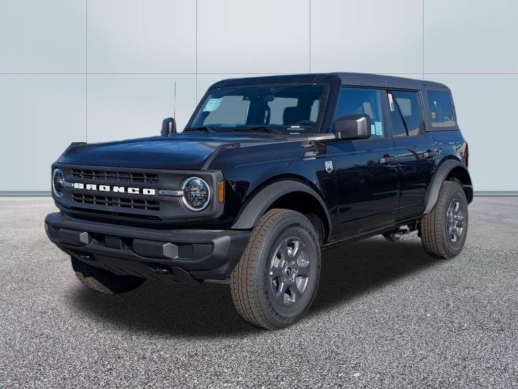 new 2025 Ford Bronco car, priced at $46,805