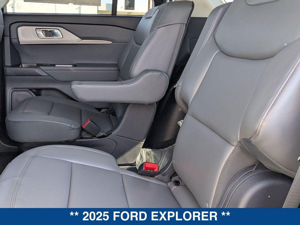 new 2025 Ford Explorer car, priced at $45,665