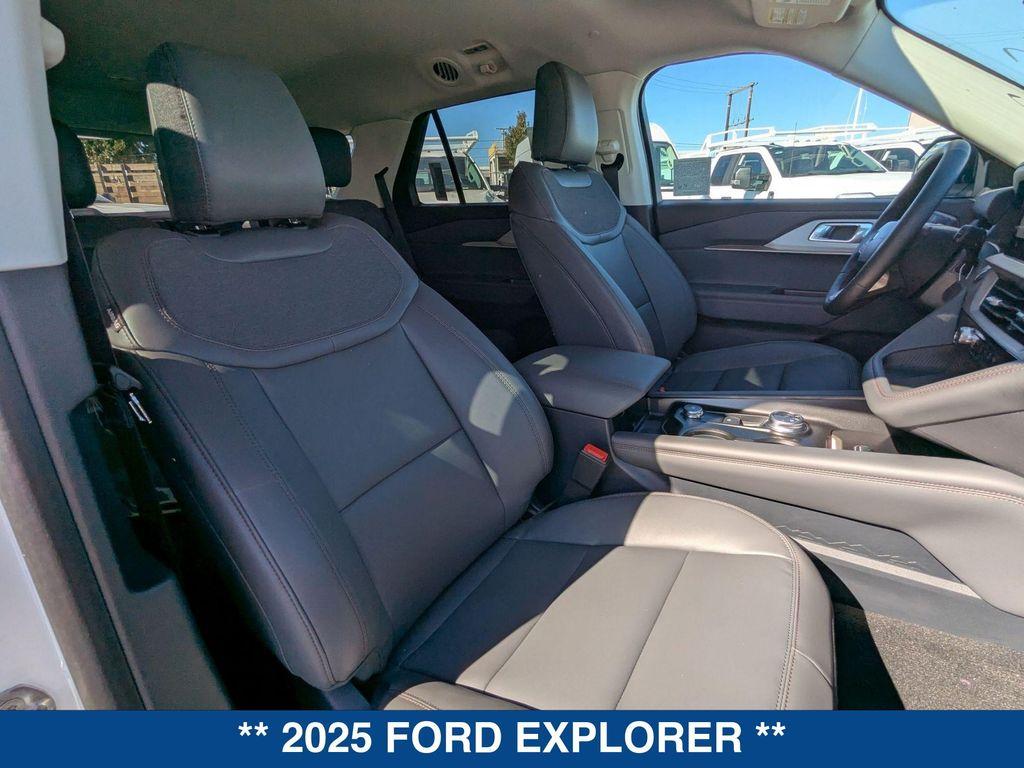 new 2025 Ford Explorer car, priced at $46,915
