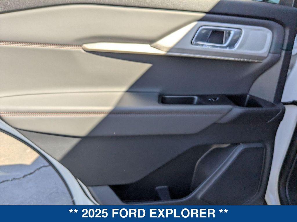 new 2025 Ford Explorer car, priced at $46,915