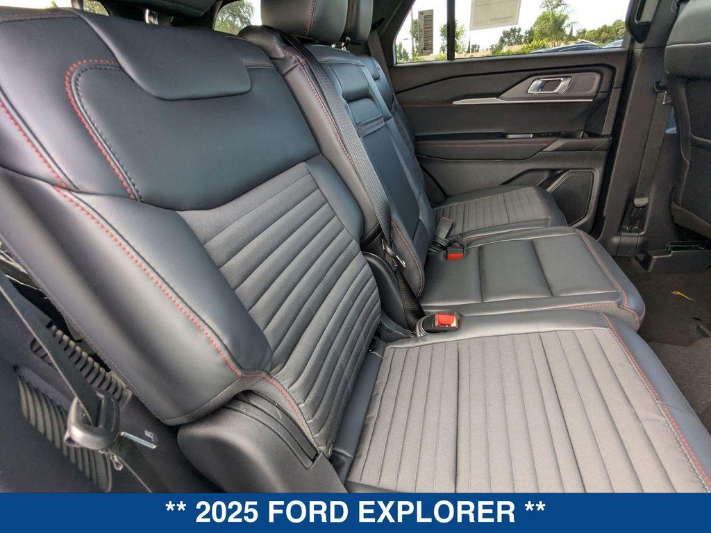 new 2025 Ford Explorer car, priced at $48,110