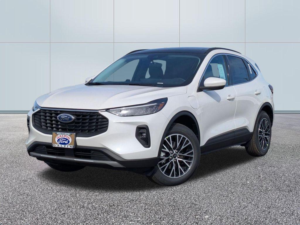 new 2025 Ford Escape PHEV car, priced at $42,115