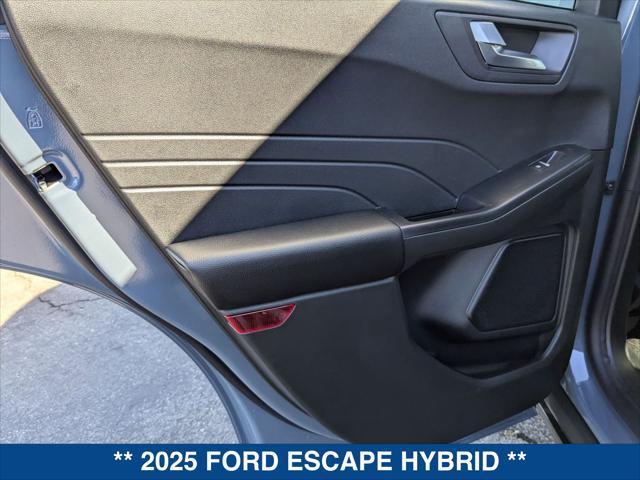 new 2025 Ford Escape car, priced at $35,475