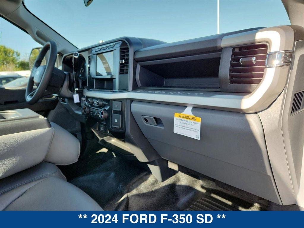 new 2024 Ford F-350 car, priced at $48,095