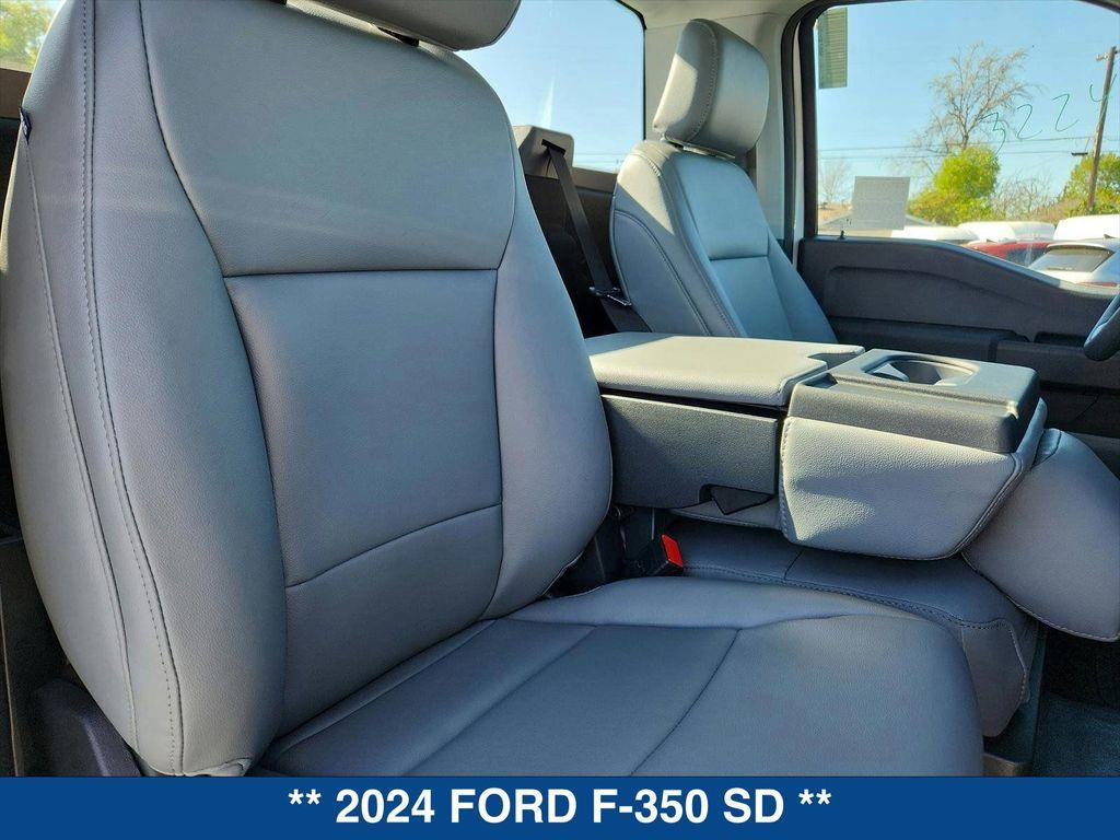 new 2024 Ford F-350 car, priced at $48,095