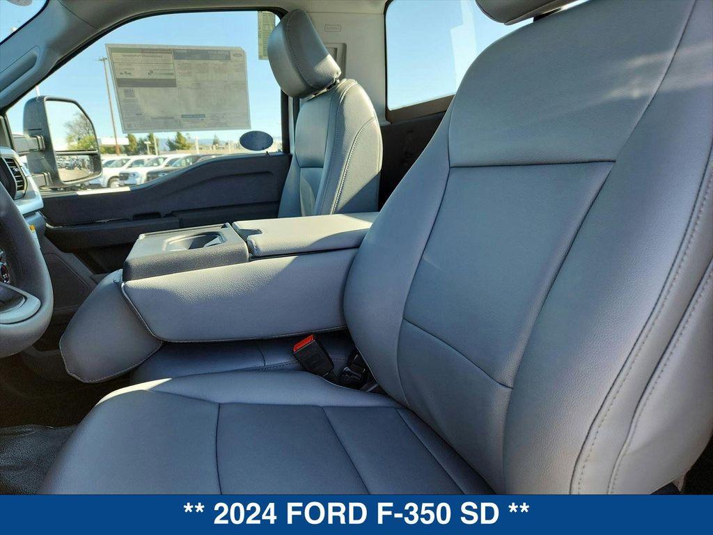 new 2024 Ford F-350 car, priced at $48,095